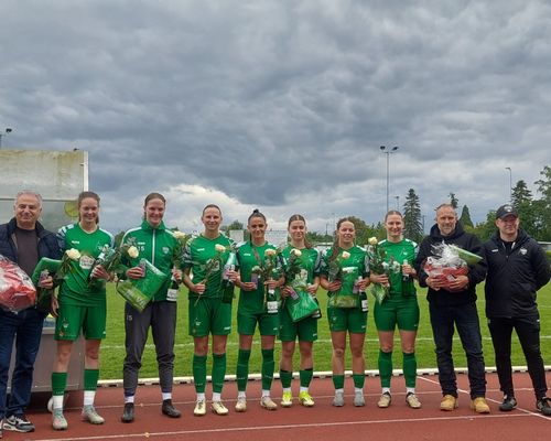 Verabschiedung einiger Spielerinnen & Trainer